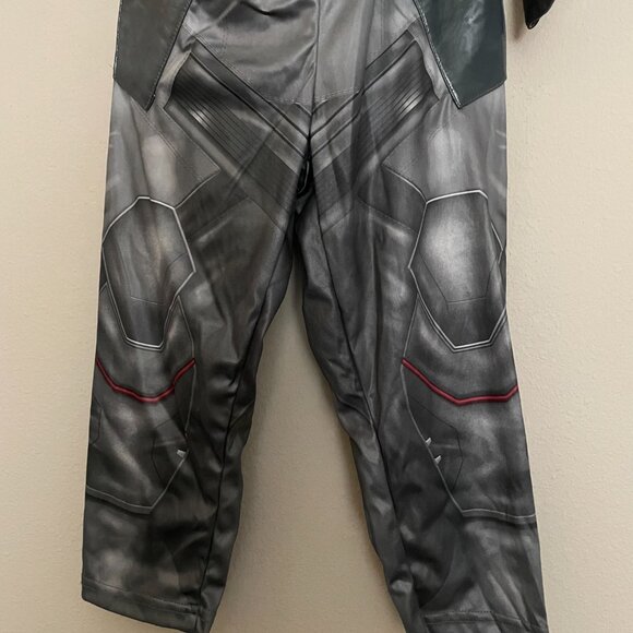 Disney Store, Kids size 3, Falcon Costume from Captain America: Civil War - Picture 4 of 7